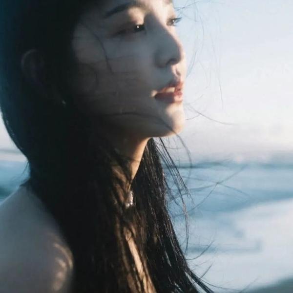 传闻中的白月光